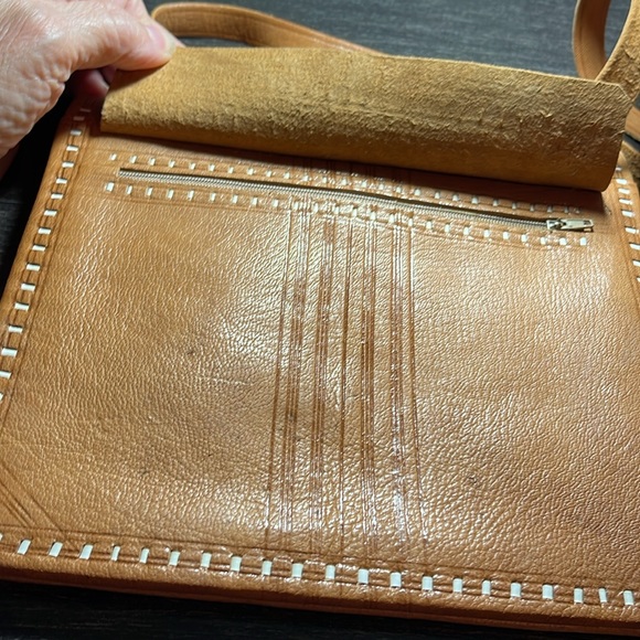 LEATHER  CROSSBODY OR SHOULDER BAG - Picture 9 of 12